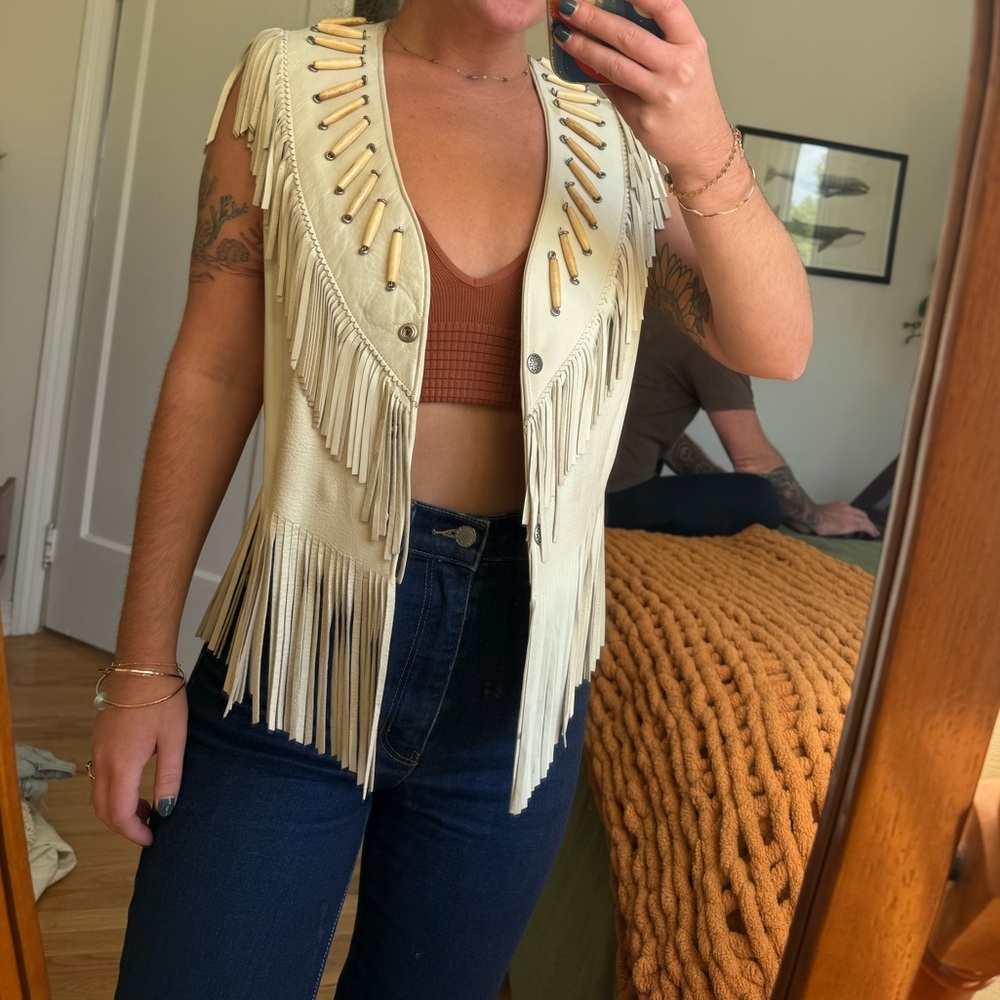 Vintage real leather Tribe America beaded fringe vest